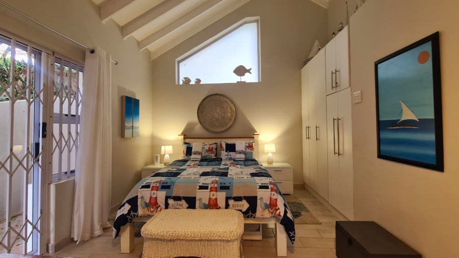 5 Bedroom Property for Sale in Kenton On Sea Eastern Cape